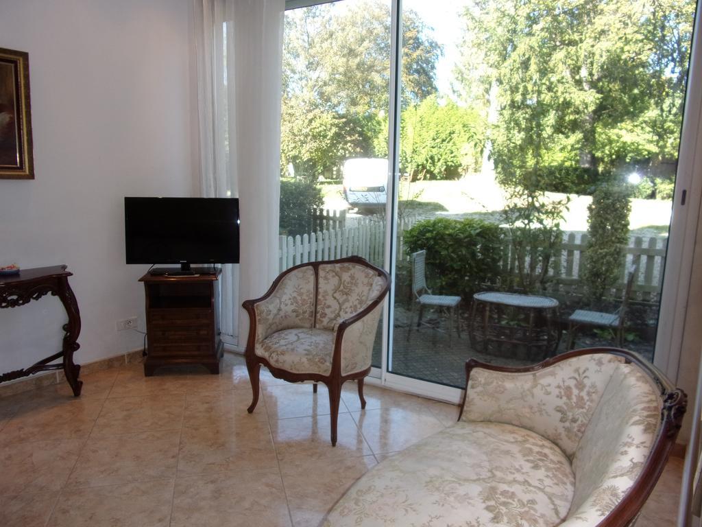 Top' Appart Hotel Pont-Sainte-Maxence Oda fotoğraf