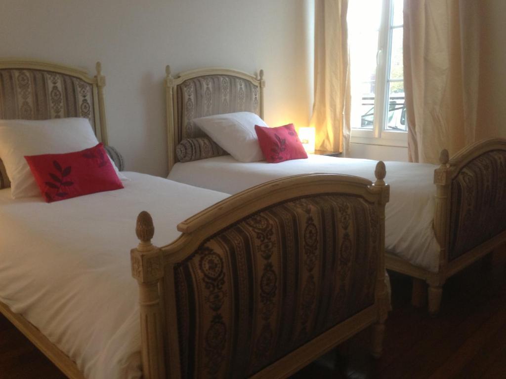 Top' Appart Hotel Pont-Sainte-Maxence Oda fotoğraf