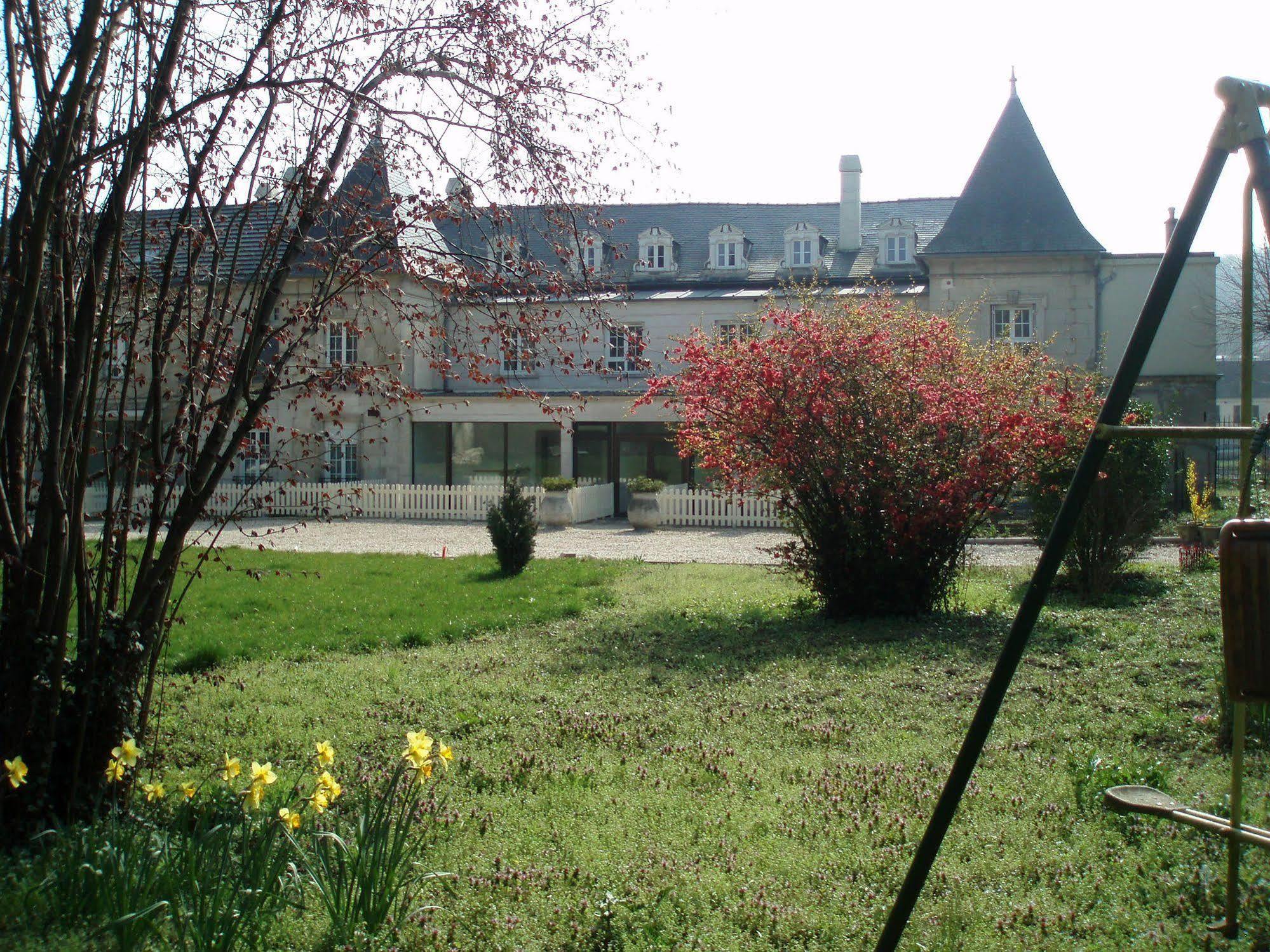 Top' Appart Hotel Pont-Sainte-Maxence Dış mekan fotoğraf
